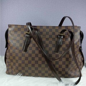 Elegant LV Damier Chelsea Tote by Loui Vuitton